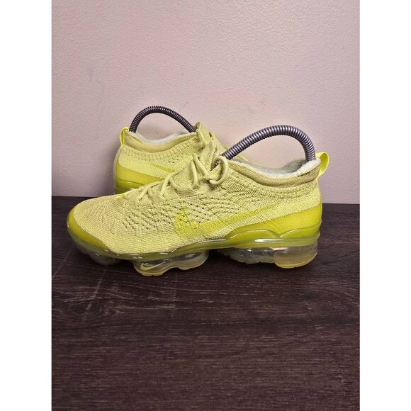 Nike Air Vapormax 2023 Flyknit Volt Green Neon Yellow 270 Women's Size 7.5 - Picture 1 of 7